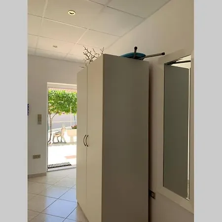 5 With Pool And Amazing Sea View Apartment *
