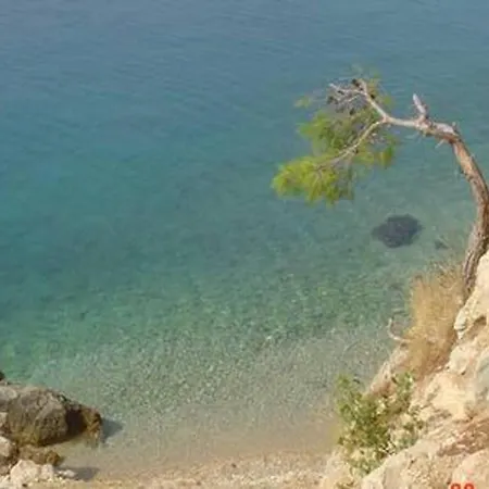 5 With Pool And Amazing Sea View