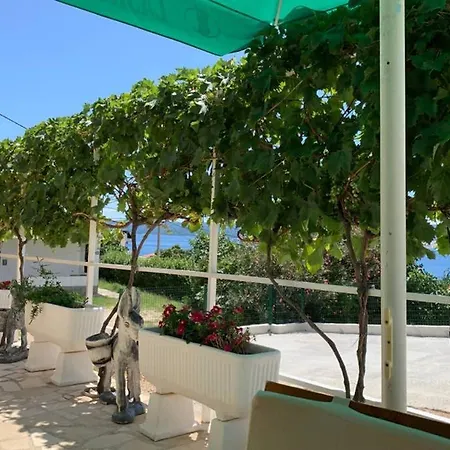 5 With Pool And Amazing Sea View Apartment Lokva Rogoznica